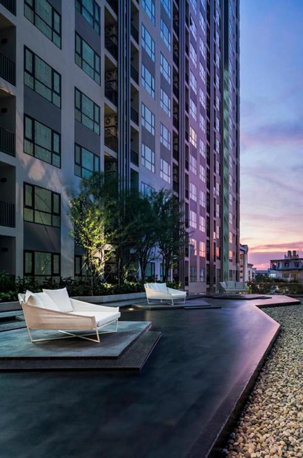 The Base Infinity Apartman Pattaja Kültér fotó