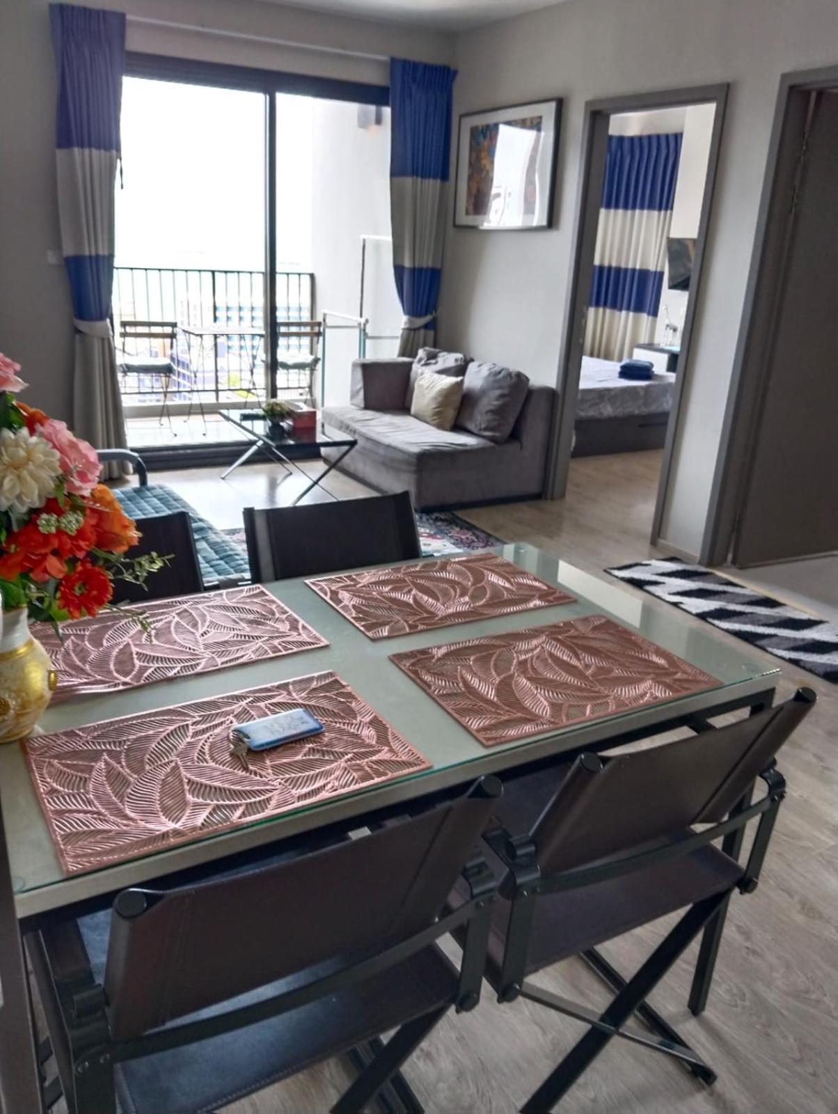 The Base Infinity Apartman Pattaja Kültér fotó