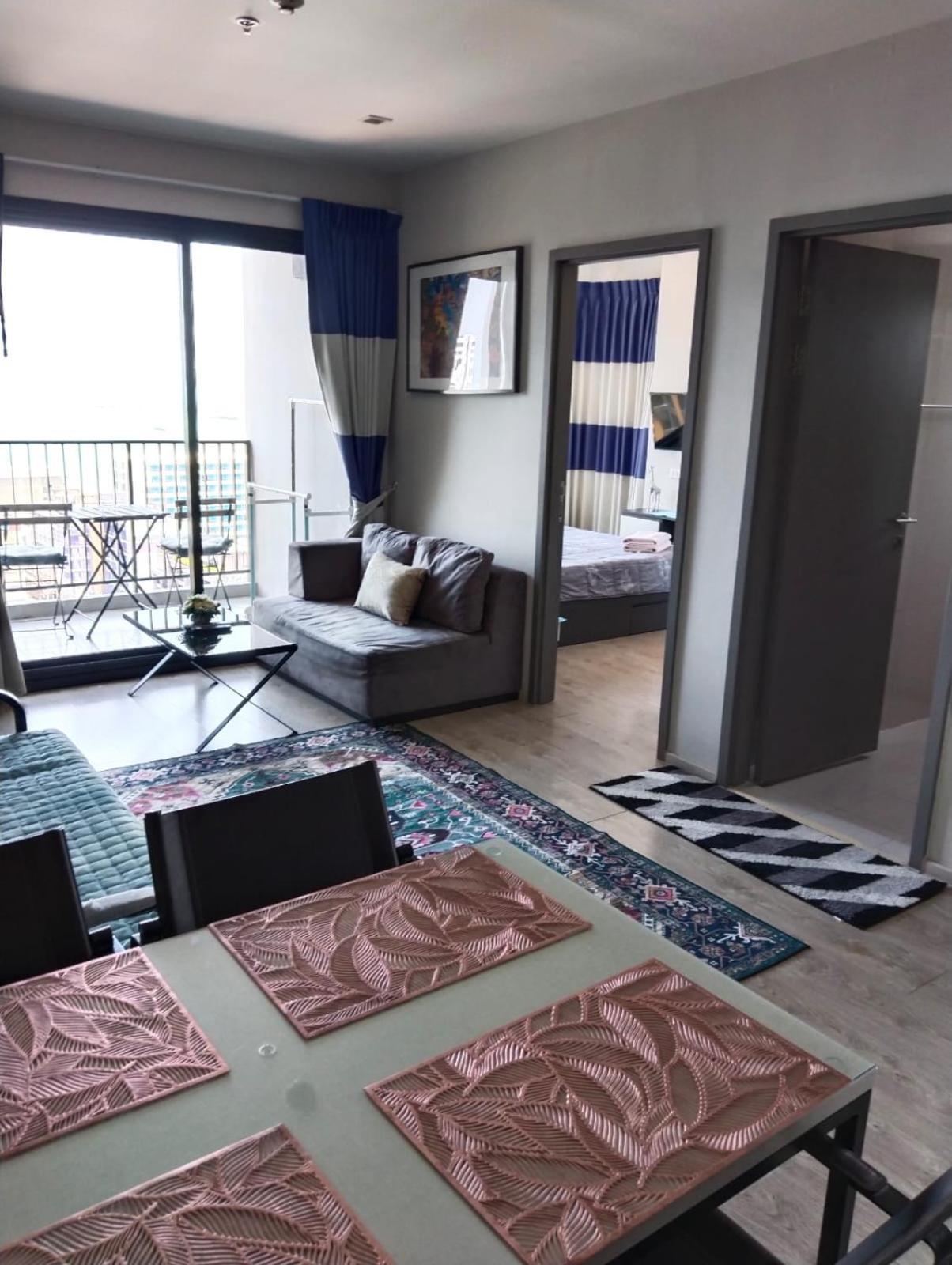 The Base Infinity Apartman Pattaja Kültér fotó