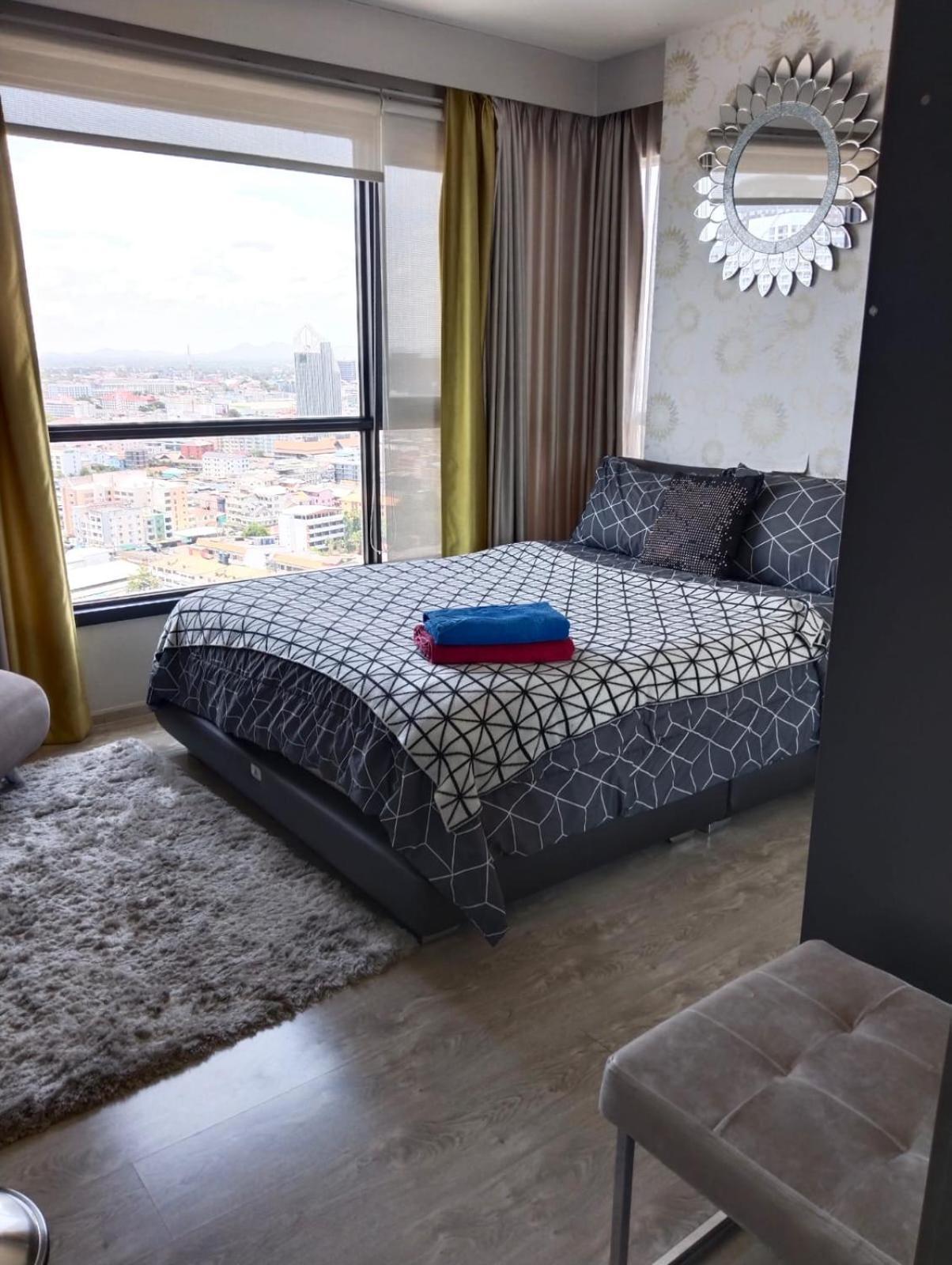 The Base Infinity Apartman Pattaja Kültér fotó