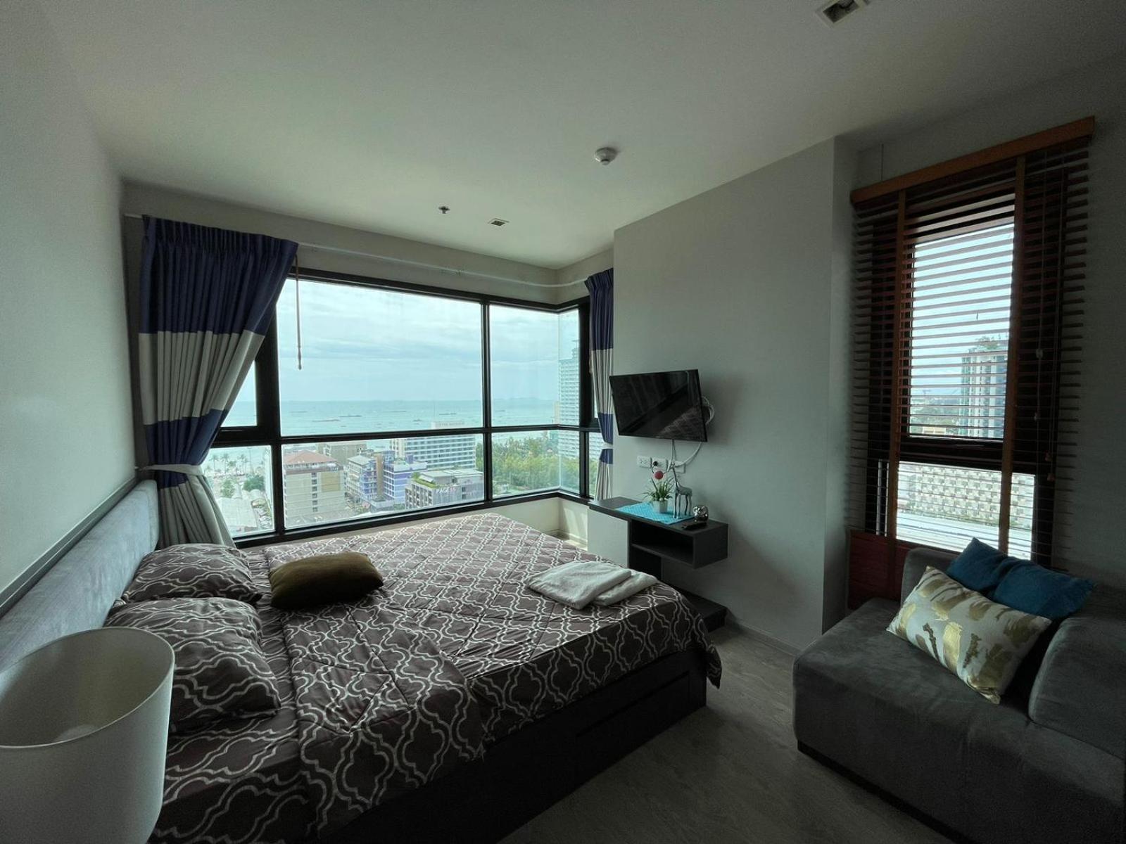 The Base Infinity Apartman Pattaja Kültér fotó