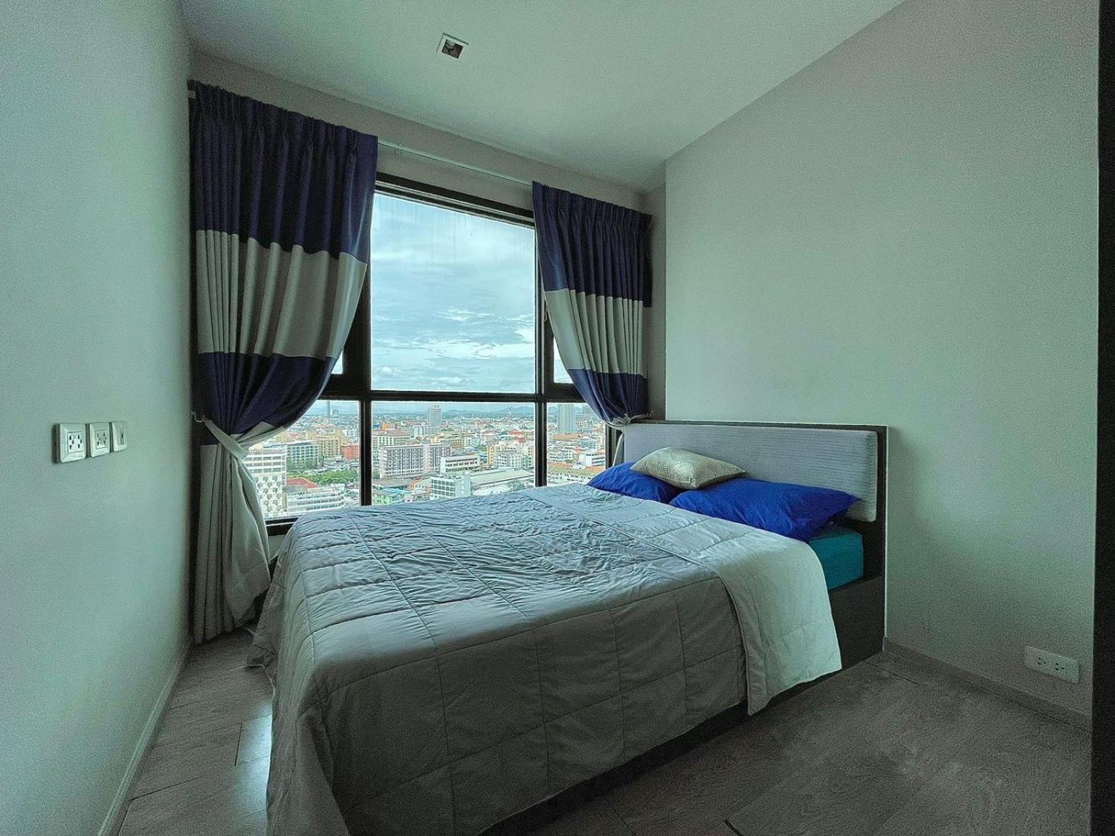 The Base Infinity Apartman Pattaja Kültér fotó